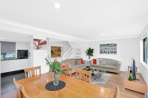 Fountain View Estate - We Accommodate - Accommodation Daintree 6