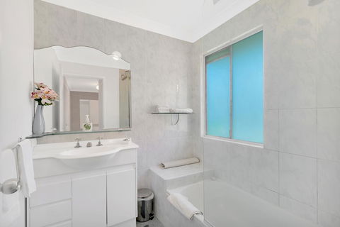 Fountain View Estate - We Accommodate - Accommodation Daintree 2