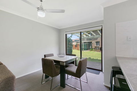 Fountain View Estate - We Accommodate - Accommodation Daintree 16