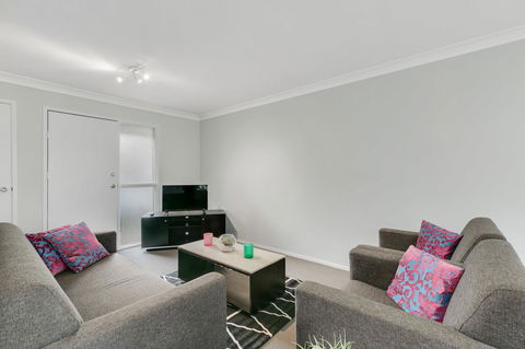 Fountain View Estate - We Accommodate - Accommodation Daintree 18