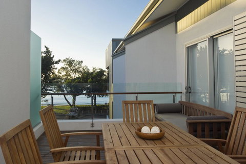 Maggies Beachfront Apartment 13 - Accommodation Daintree 17