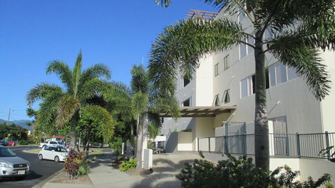 Edge Apartments Cairns - Accommodation Daintree 24