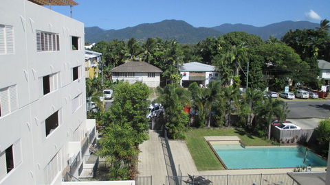 Edge Apartments Cairns - Accommodation Daintree 16