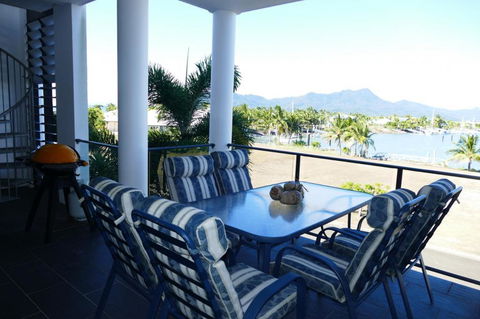 Hinchinbrook Holiday Apartments - Accommodation Daintree 8