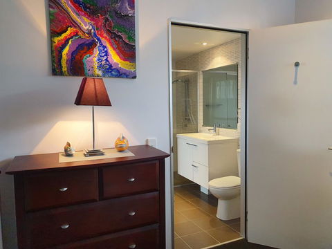 Hinchinbrook Holiday Apartments - Accommodation Daintree 16