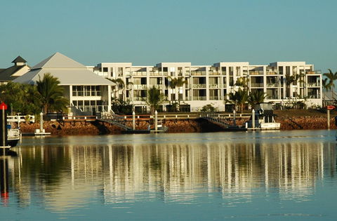 Hinchinbrook Holiday Apartments - Accommodation Daintree 0