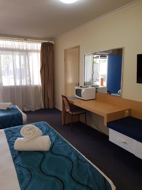 The Q Motel Rockhampton - Accommodation Daintree 44