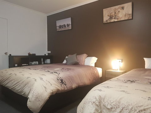 The Q Motel Rockhampton - Accommodation Daintree 4