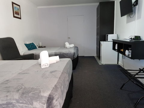 The Q Motel Rockhampton - Accommodation Daintree 18