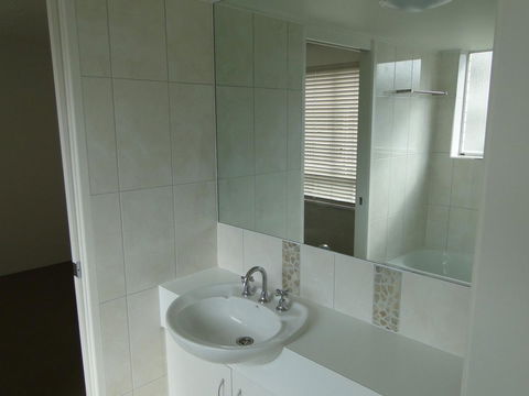 Bayview Harbourview Apartments - Accommodation Daintree 9