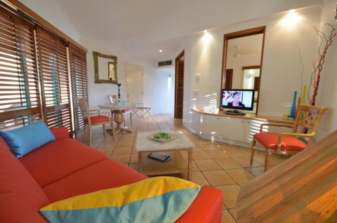Martinique On Macrossan - Accommodation Daintree 2
