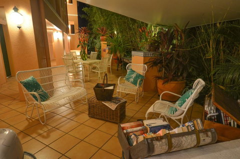 Martinique On Macrossan - Accommodation Daintree 24