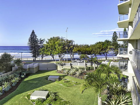 Surf 150 - Accommodation Daintree 43
