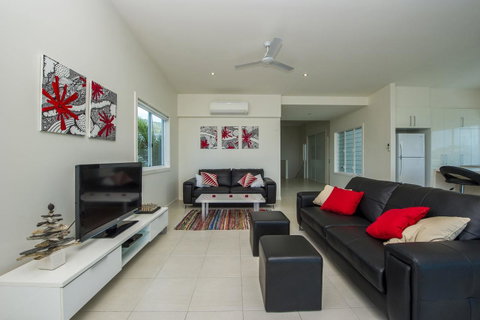 The Terrace - Accommodation Daintree 8