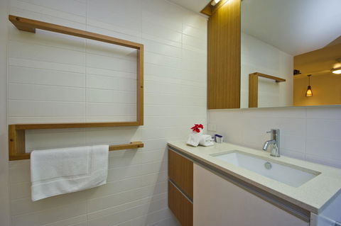 Maggies Beachfront Apartment 6 - Accommodation Daintree 7