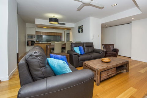 Maggies Beachfront Apartment 6 - Accommodation Daintree 2