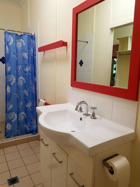 Arcadia Beach Guest House And Car Hire - Accommodation Daintree 29