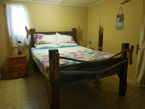 Arcadia Beach Guest House And Car Hire - Accommodation Daintree 34