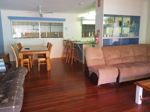Arcadia Beach Guest House And Car Hire - Accommodation Daintree 17