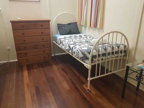 Arcadia Beach Guest House And Car Hire - Accommodation Daintree 9