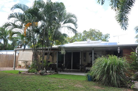 From Bush2Beach Holiday Home - Accommodation Daintree 4