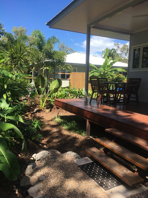 Island Cottages - Accommodation Daintree 8