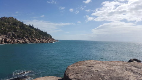 Magnetic Island Holiday House - Accommodation Daintree 12