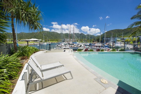 Blue On Blue Superior Studio Room 1321 - Accommodation Daintree 7