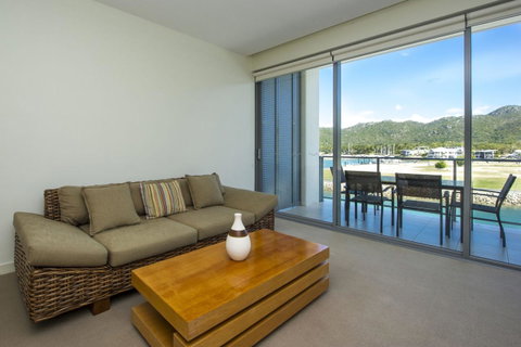 Blue On Blue Superior Studio Room 1321 - Accommodation Daintree 1