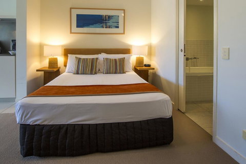 Blue On Blue Superior Studio Room 1321 - Accommodation Daintree 2