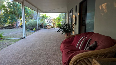Magnetic Island Bed And Breakfast - Accommodation Daintree 9