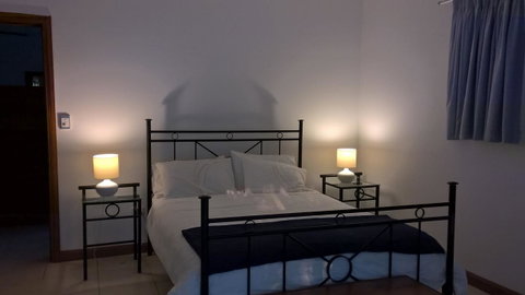 Magnetic Island Bed And Breakfast - Accommodation Daintree 11