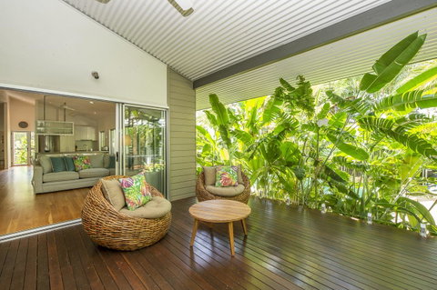 Whispering Palms - Accommodation Daintree 18