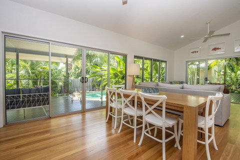 Whispering Palms - Accommodation Daintree 16