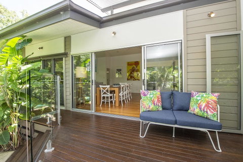 Whispering Palms - Accommodation Daintree 1