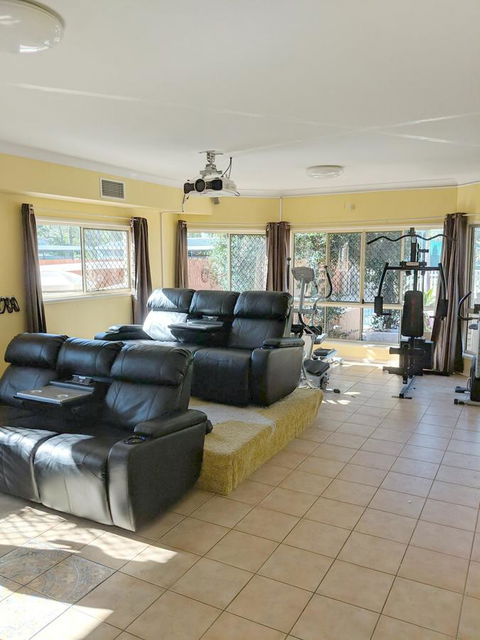 Waterfront At White Patch - Accommodation Daintree 4