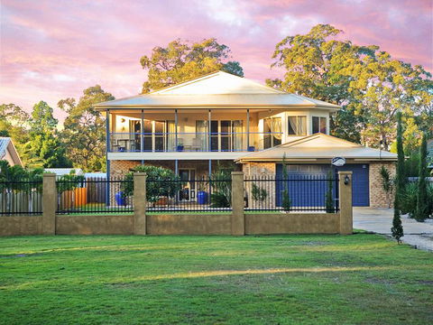 Waterfront At White Patch - Accommodation Daintree 2