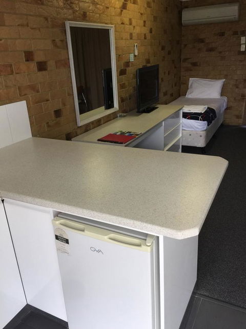 Bribie Waterways Motel - Accommodation Daintree 32