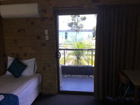 Bribie Waterways Motel - Accommodation Daintree 13