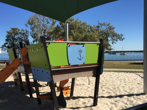 Bribie Waterways Motel - Accommodation Daintree 23