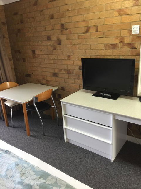 Bribie Waterways Motel - Accommodation Daintree 36