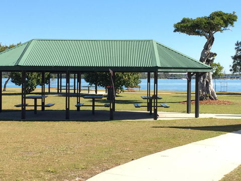 Bribie Waterways Motel - Accommodation Daintree 24