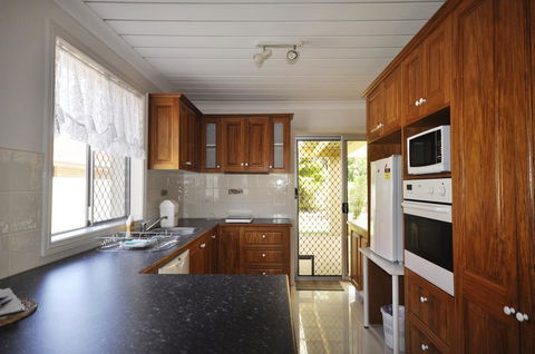 Ocean Wave - Accommodation Daintree 3