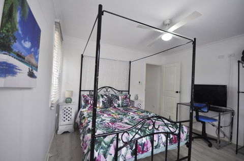 Retro Beach Flat - Accommodation Daintree 7
