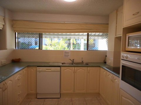 Placid Waters Holiday Apartments - Accommodation Daintree 16