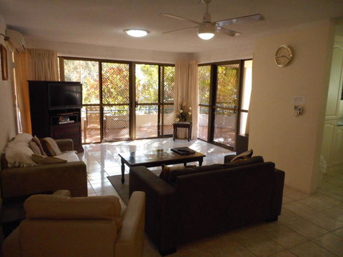 Placid Waters Holiday Apartments - Accommodation Daintree 13