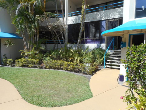 Placid Waters Holiday Apartments - Accommodation Daintree 2