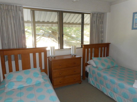 Placid Waters Holiday Apartments - Accommodation Daintree 18