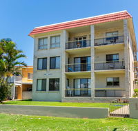 Enjoy the sea breezes from the balcony - Boyd St Woorim - Accommodation Daintree
