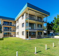 Great Views ground floor unit Clearview Apartments South Esplande Bongaree - Accommodation Daintree